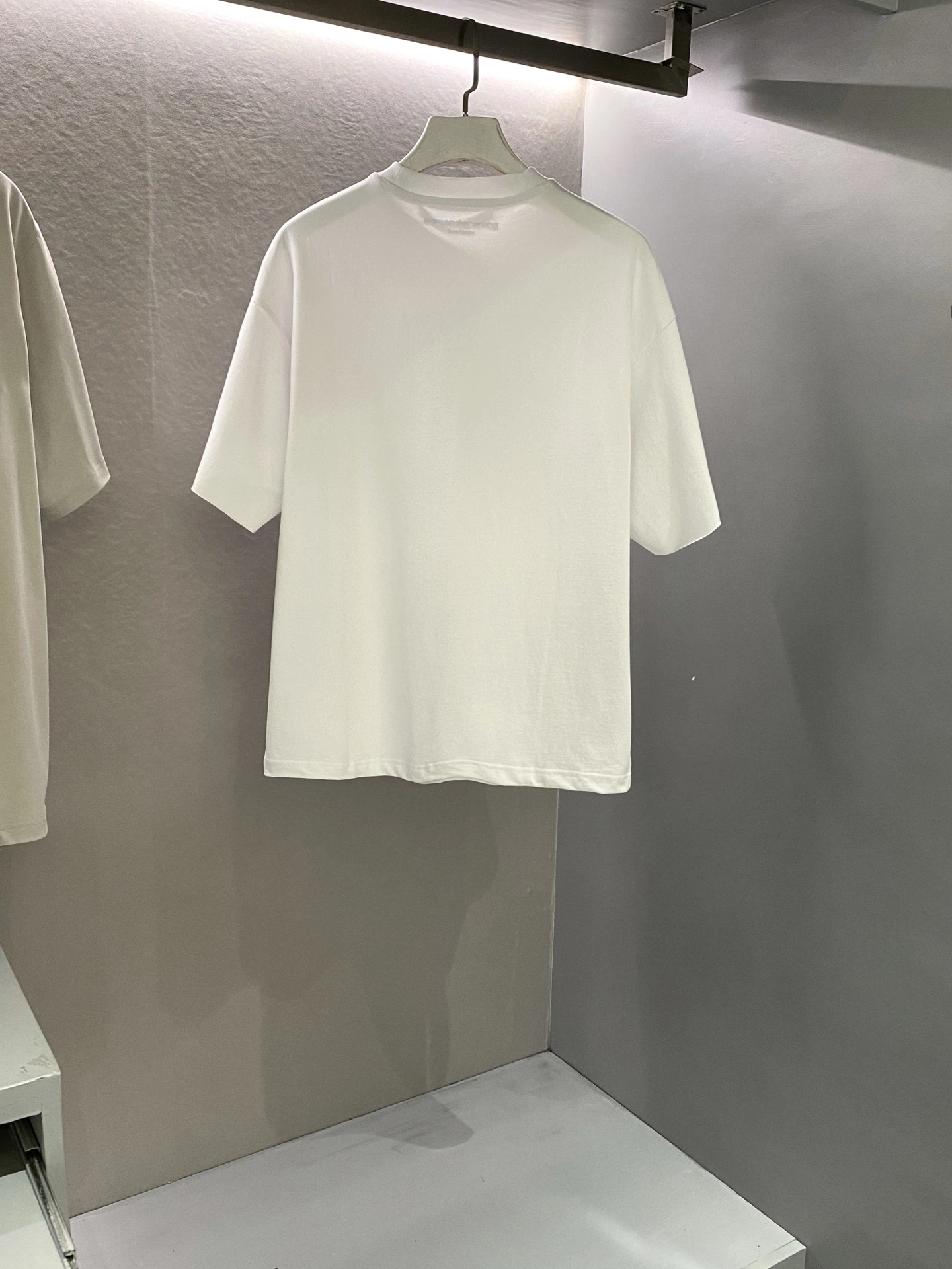 wg.luxury- W196 Logo oversized item:E-F361G1022